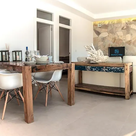 Abahana Villas Blanca Villa